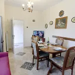 By The Sea - 22455 Apartman *